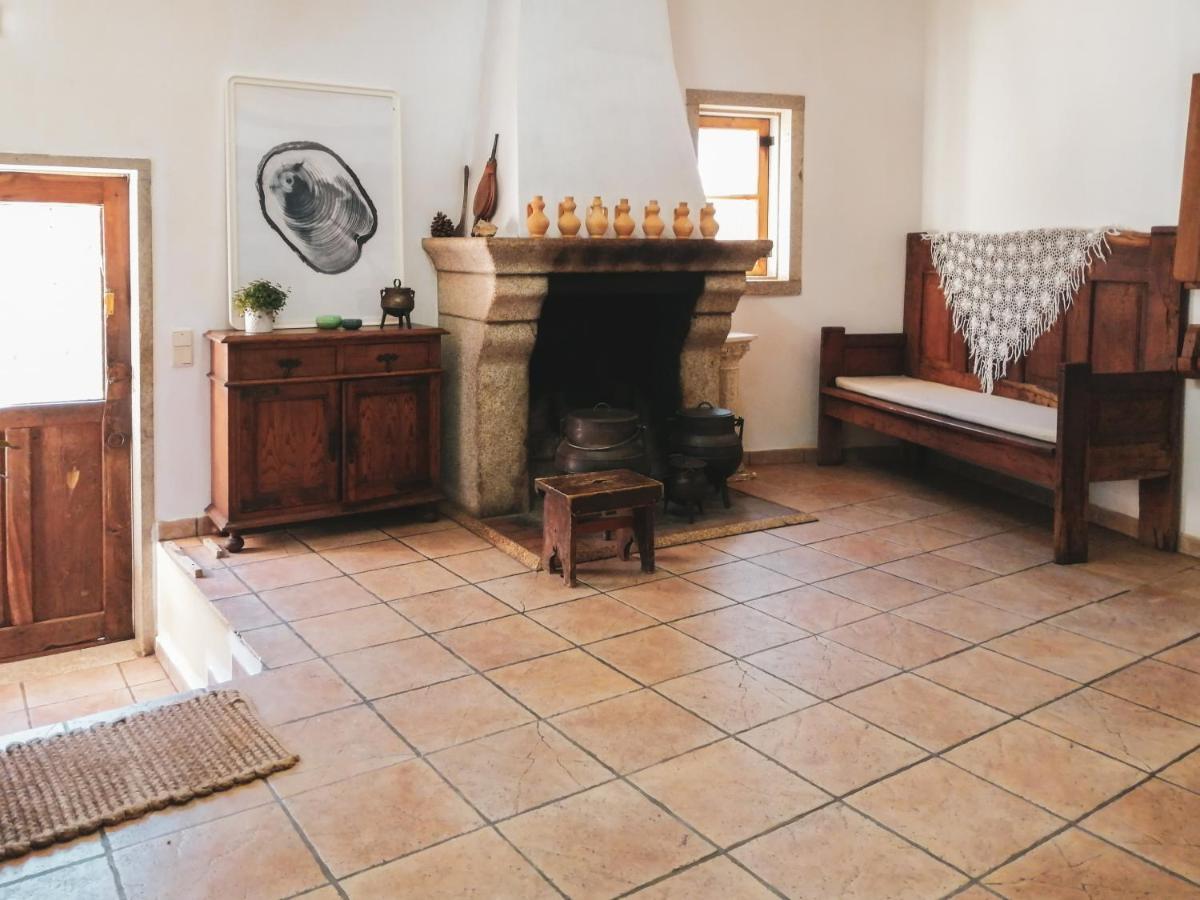 Vila Casa De Pimenteis Vimioso Exteriér fotografie
