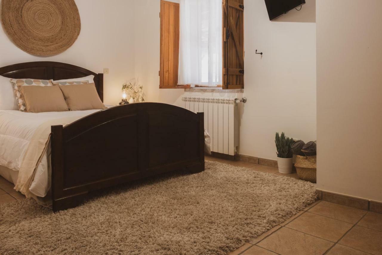 Vila Casa De Pimenteis Vimioso Exteriér fotografie